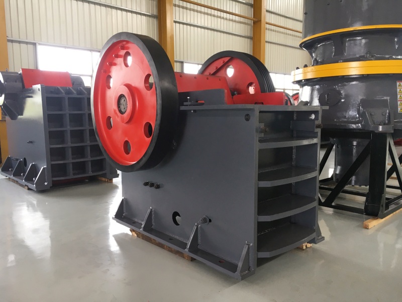 石英砂顎式破碎機遇到小問題怎么辦？全面解決方案及預防措施