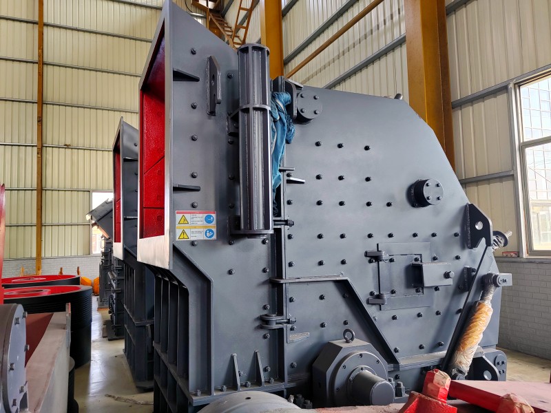 礦山破碎機廠家的主要生產(chǎn)設(shè)備產(chǎn)品有哪些